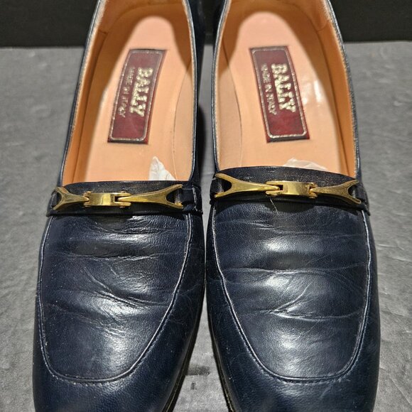 BALLY WOMEN'S NAVY COLOR PUMPS, GOLD "BUCKLE", SIZE 7 - Picture 2 of 9